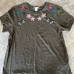 H&M Embroidered Olive Tee, M